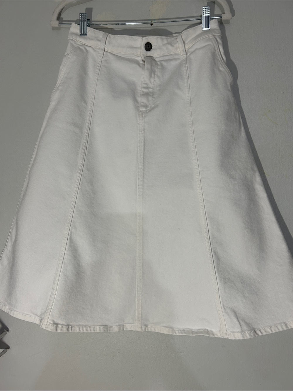 P.A.R.O.S.H. Classic White A-Line Women's Skirt medium